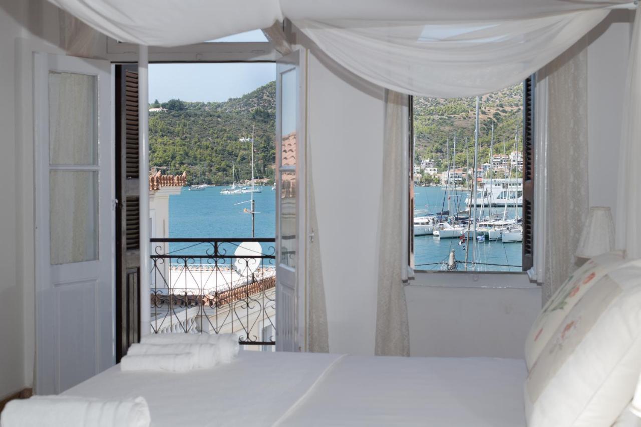 Neoclassical Manor House Poros Town Exterior foto